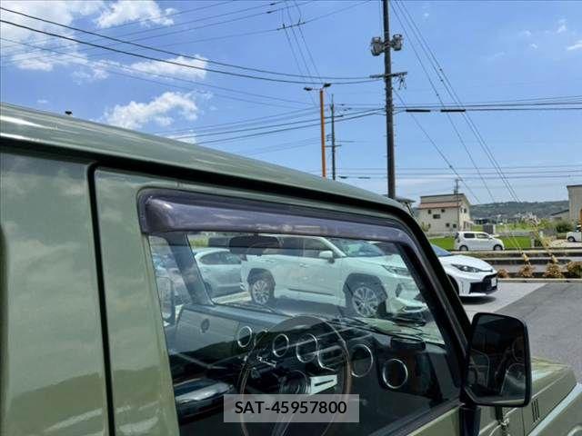 Suzuki JIMNY 1996-01 8245543-26