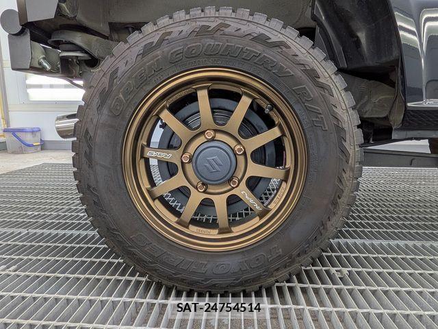 Suzuki JIMNY 2023-12 8245517-2