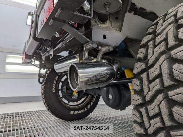 Suzuki JIMNY 2023-12 8245517-3