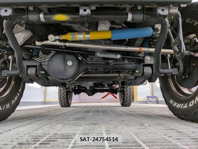 Suzuki JIMNY 2023-12 8245517-5