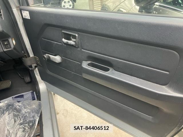 Suzuki JIMNY 1996-01 8245544-11