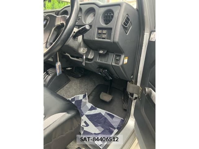 Suzuki JIMNY 1996-01 8245544-12