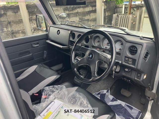 Suzuki JIMNY 1996-01 8245544-13