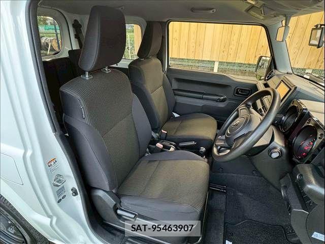 Suzuki JIMNY 2018-07 8245529-4