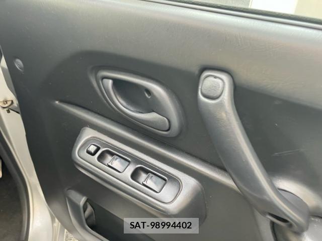 Suzuki JIMNY 2002-11 8245542-9