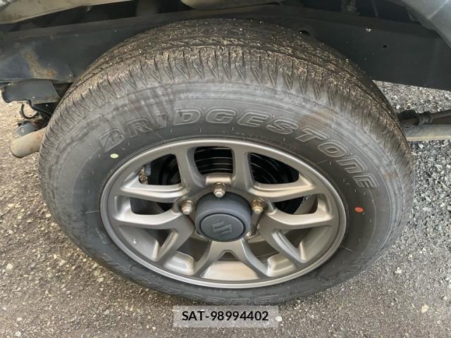 Suzuki JIMNY 2002-11 8245542-3
