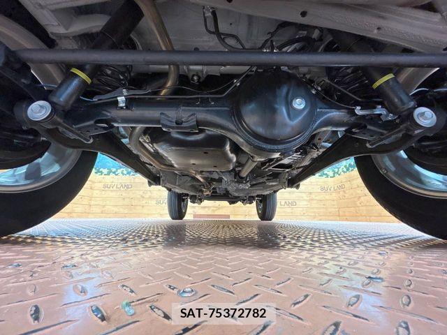 Suzuki JIMNY 2025-09 8245525-18