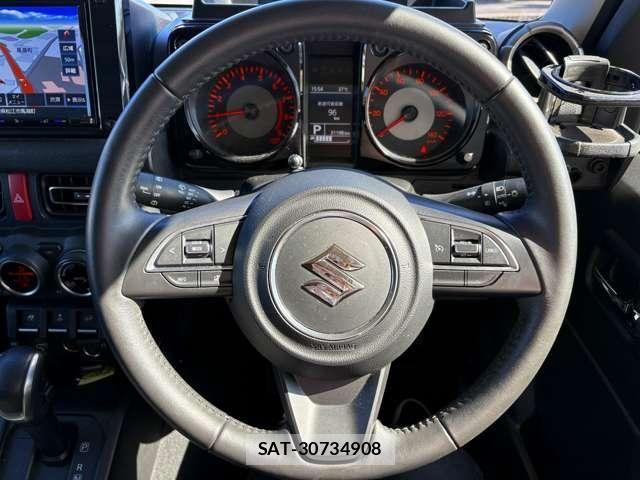 Suzuki JIMNY 2023-10 8245527-13