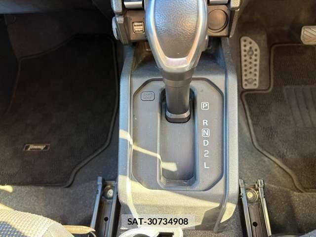Suzuki JIMNY 2023-10 8245527-22