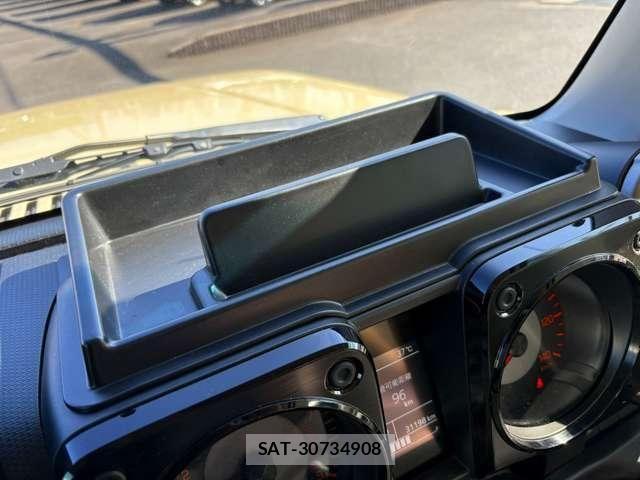 Suzuki JIMNY 2023-10 8245527-23