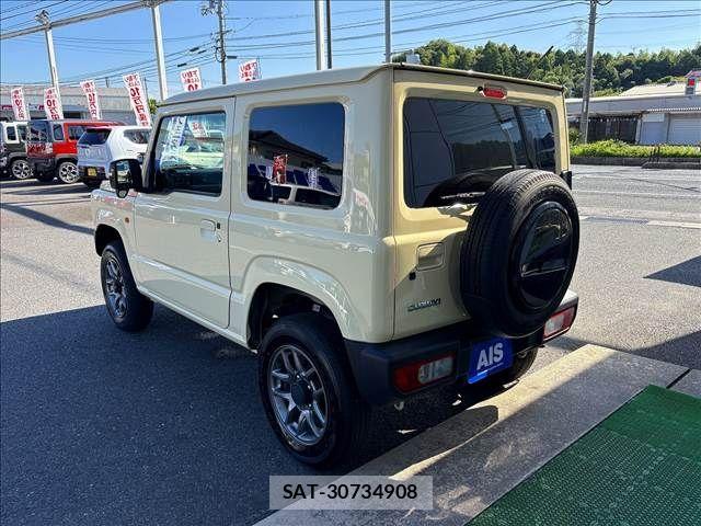 Suzuki JIMNY 2023-10 8245527-2