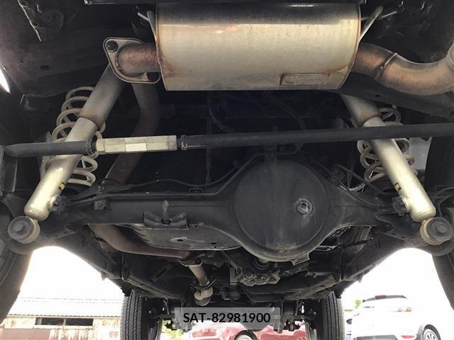 Suzuki JIMNY 2023-11 8245533-19