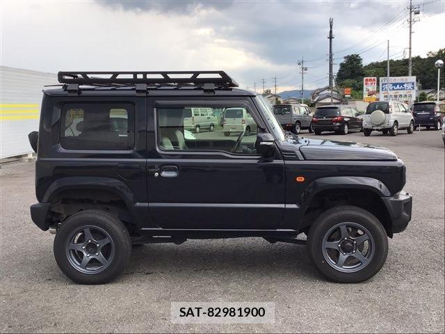 Suzuki JIMNY 2023-11 8245533-3