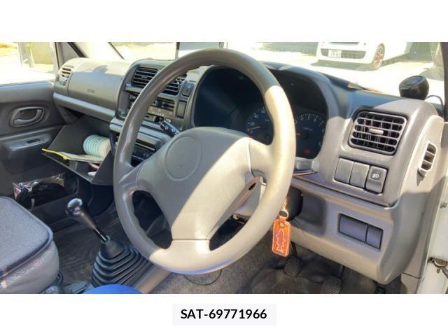 Suzuki JIMNY 2000-01 8245545-10