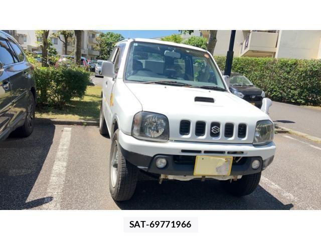 Suzuki JIMNY 2000-01 8245545-1