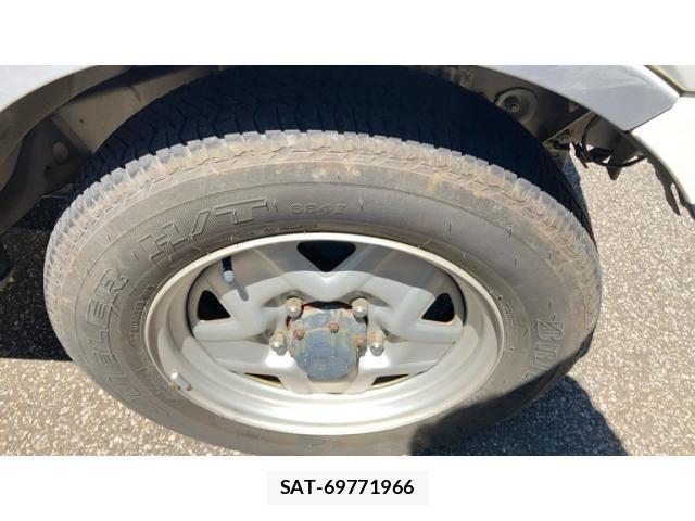 Suzuki JIMNY 2000-01 8245545-5