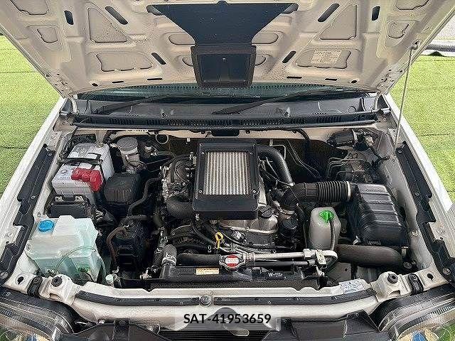 Suzuki JIMNY 2014-09 8245539-11