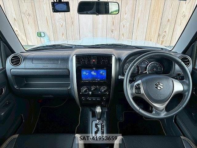 Suzuki JIMNY 2014-09 8245539-2