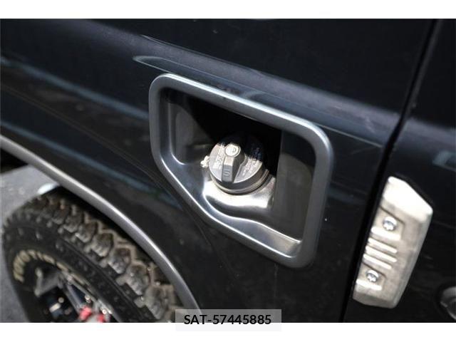Suzuki JIMNY 2024-11 8245523-20