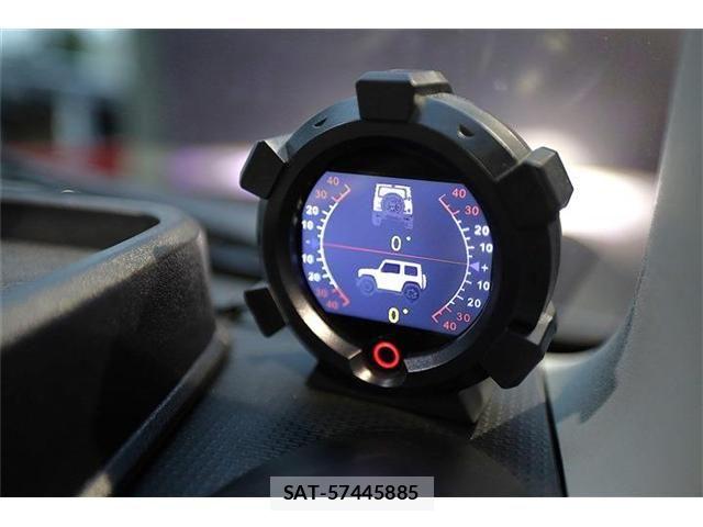 Suzuki JIMNY 2024-11 8245523-26
