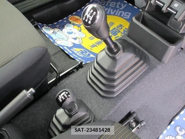 Suzuki JIMNY 2023-11 8314931-7