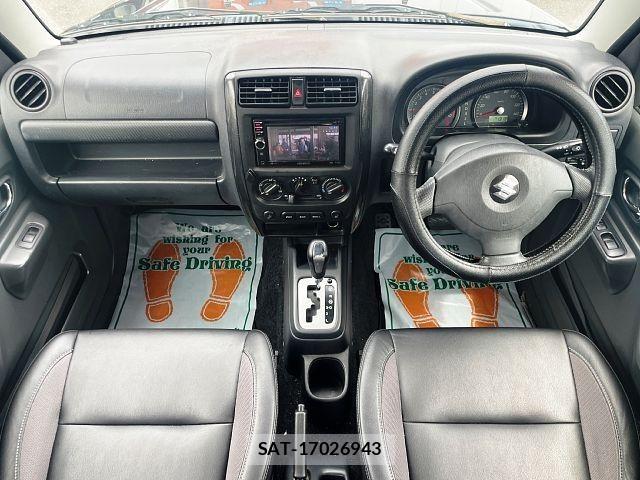 Suzuki JIMNY 2011-12 8314958-1