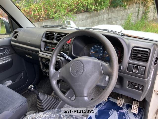 Suzuki JIMNY 2004-06 8314964-18