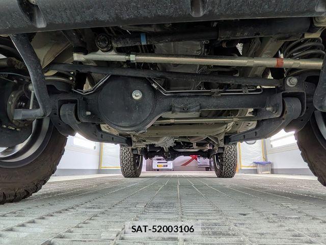 Suzuki JIMNY 2023-12 8314928-5