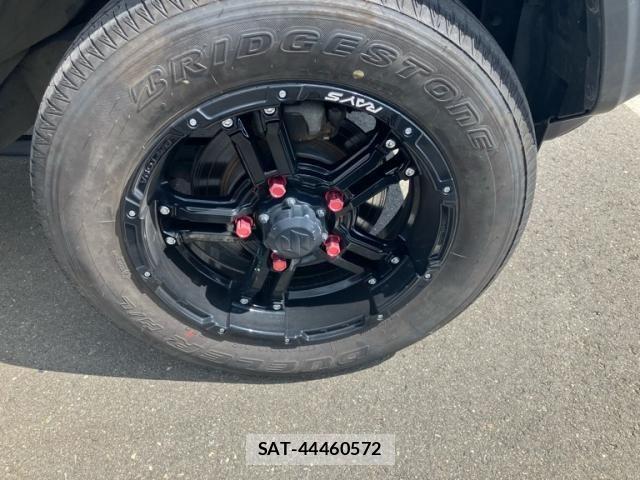 Suzuki JIMNY 2023-12 8314942-4