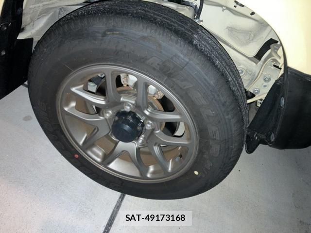Suzuki JIMNY 2023-08 8314932-4