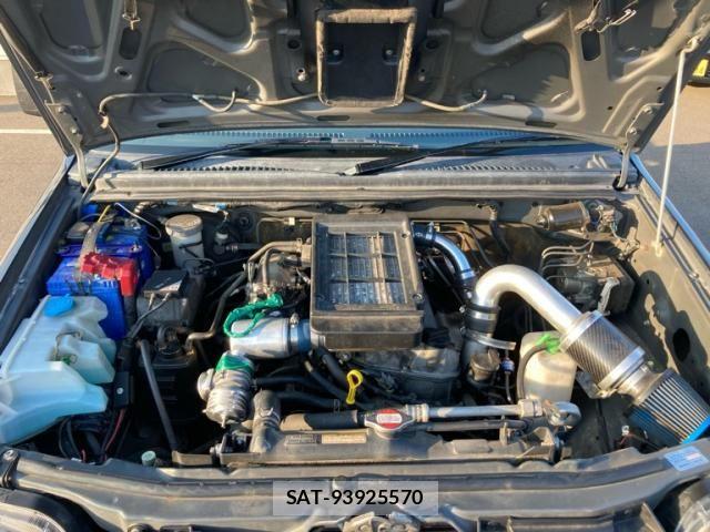 Suzuki JIMNY 2006-10 8314959-10