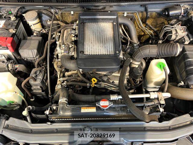Suzuki JIMNY 2015-09 8314953-17