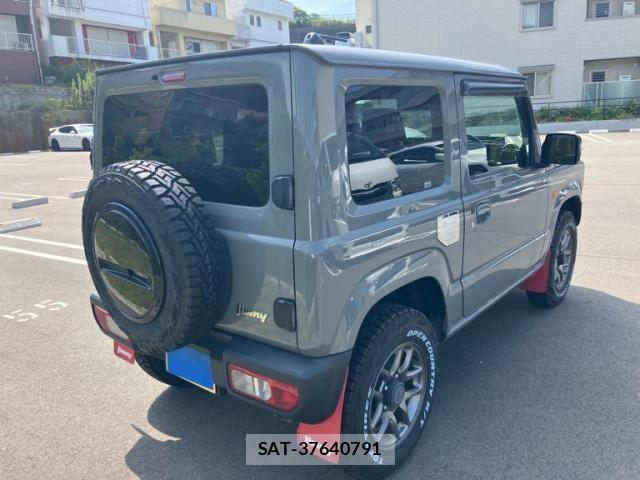 Suzuki JIMNY 2021-11 8314946-3