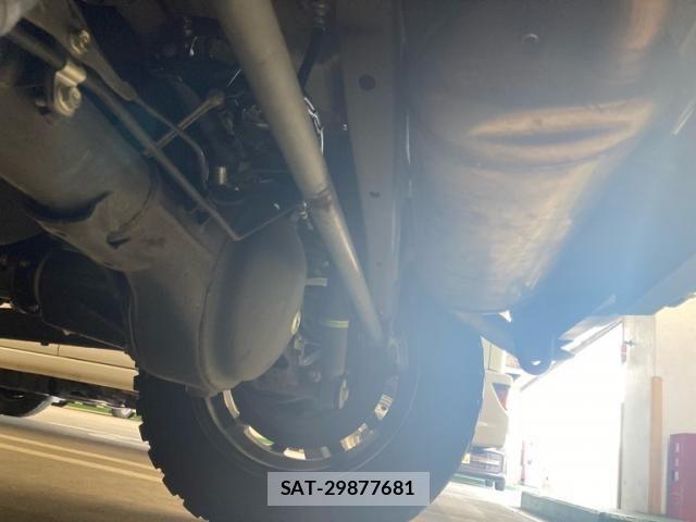Suzuki JIMNY 2022-10 8314943-19