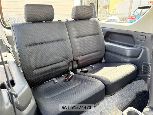 Suzuki JIMNY 2004-06 8314960-25