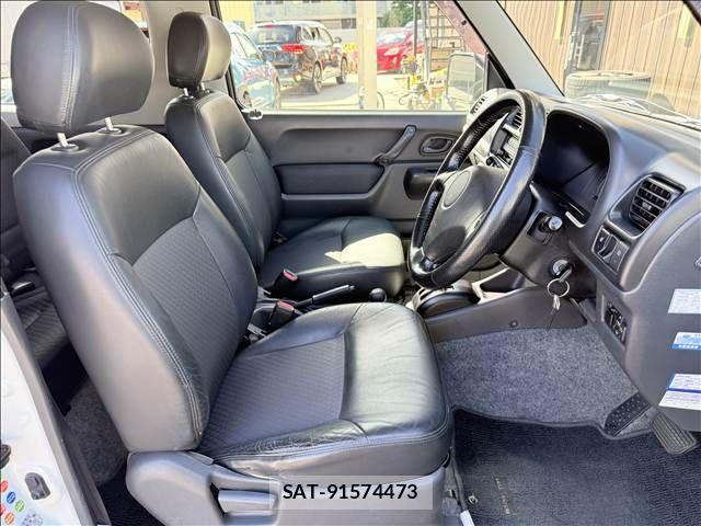 Suzuki JIMNY 2004-06 8314960-8