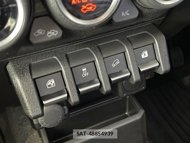 Suzuki JIMNY 2023-05 8314939-22