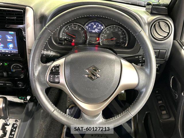 Suzuki JIMNY 2015-01 8314951-10