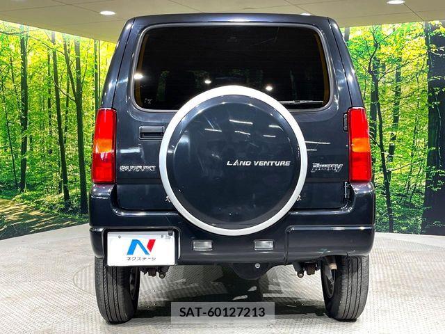 Suzuki JIMNY 2015-01 8314951-14