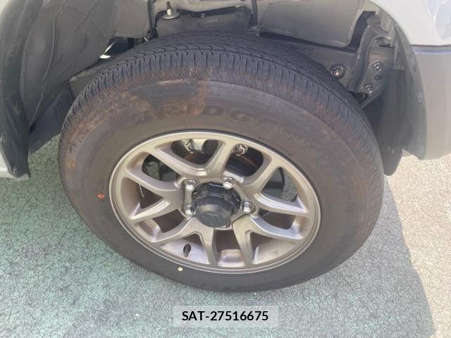 Suzuki JIMNY 2025-09 8314927-3