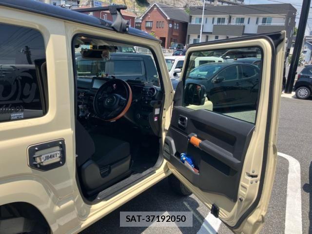 Suzuki JIMNY 2019-02 8314952-11
