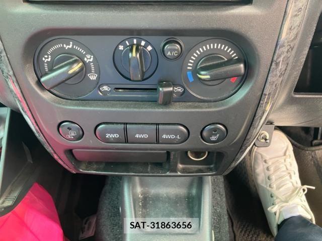 Suzuki JIMNY 2008-09 8314965-17