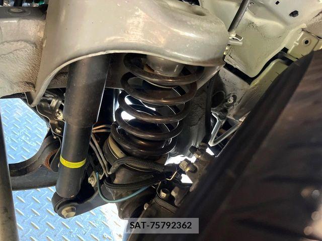 Suzuki JIMNY 2023-09 8336335-19