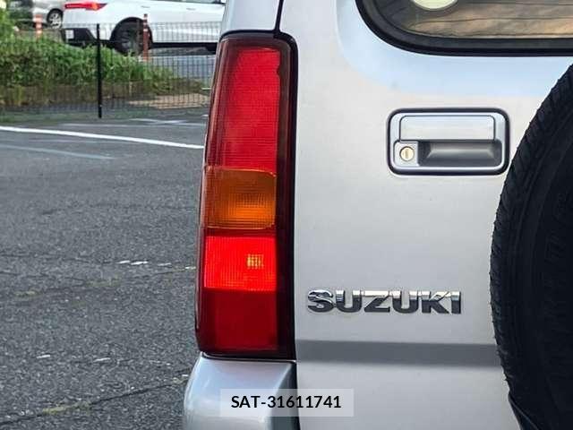 Suzuki JIMNY 2009-11 8336347-21