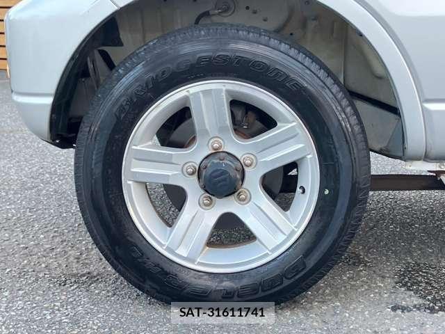 Suzuki JIMNY 2009-11 8336347-26