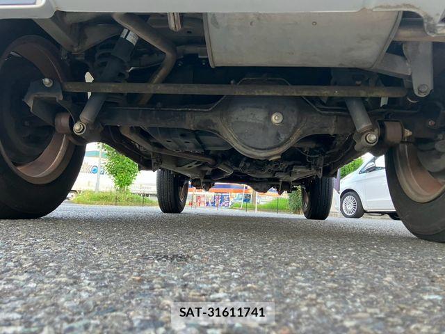 Suzuki JIMNY 2009-11 8336347-28