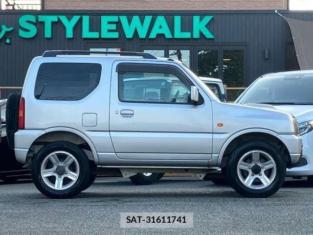 Suzuki JIMNY 2009-11 8336347-3