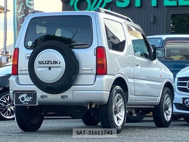 Suzuki JIMNY 2009-11 8336347-4