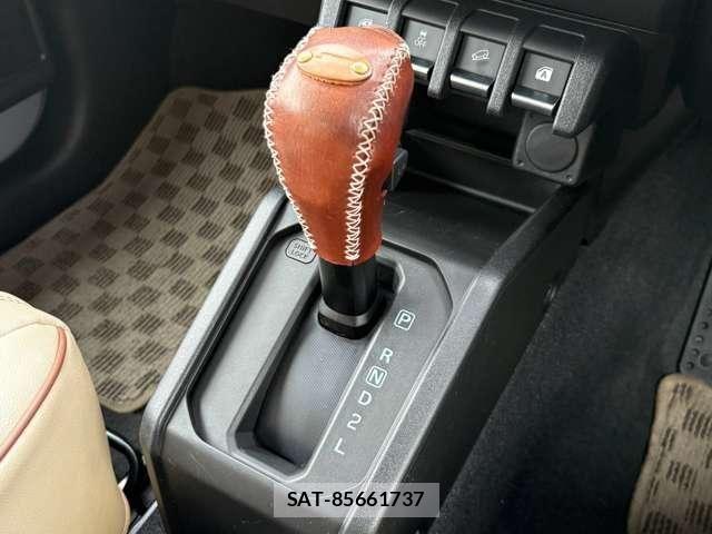 Suzuki JIMNY 2022-04 8336330-23