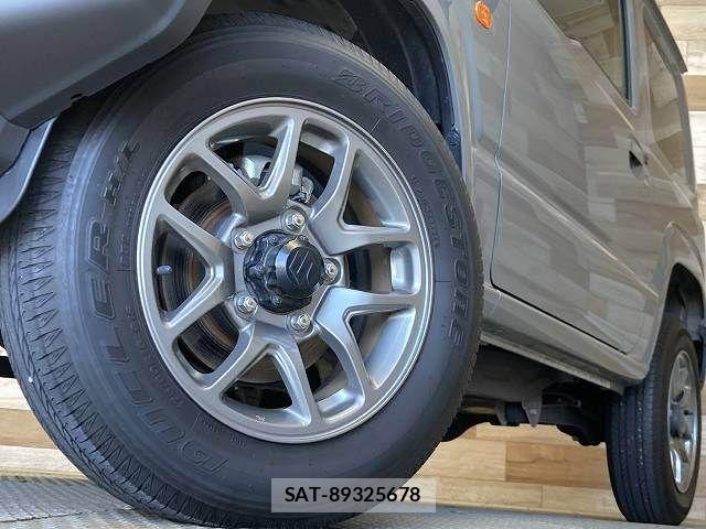 Suzuki JIMNY 2024-05 8336331-18